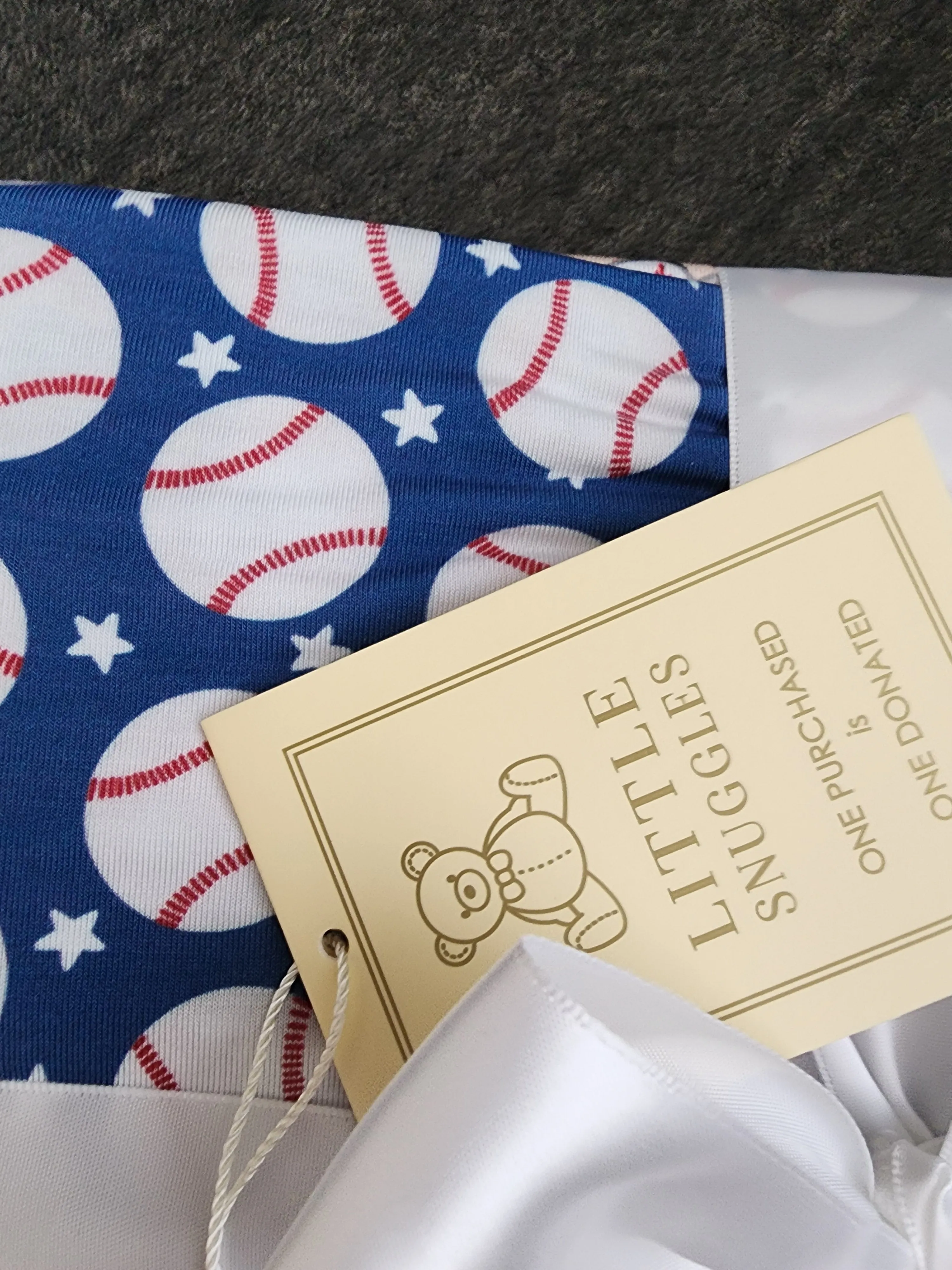 CP Bluey, Bingo, Mum and Dad Spring Fever Baseball Baby Blanket