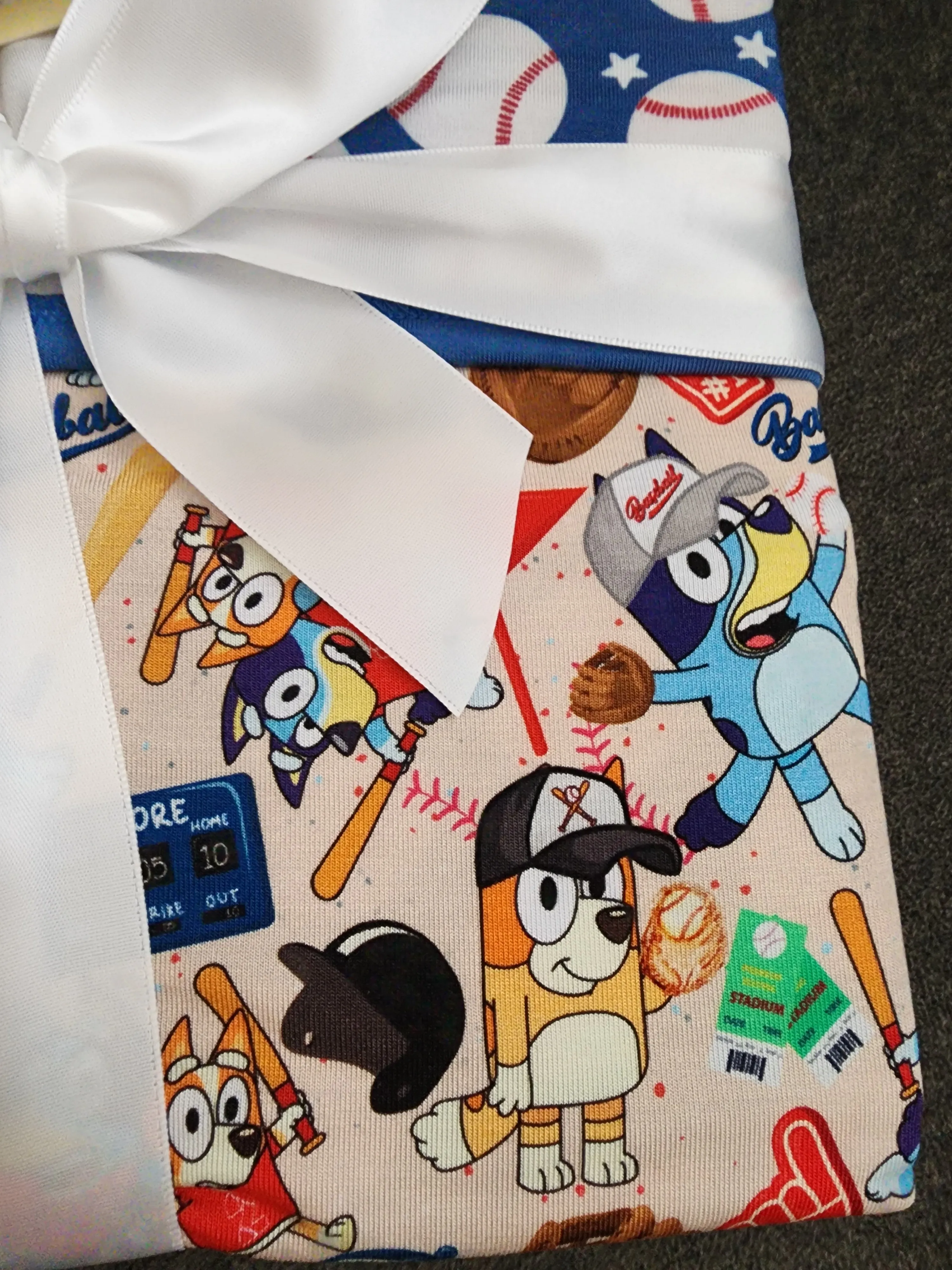 CP Bluey, Bingo, Mum and Dad Spring Fever Baseball Baby Blanket