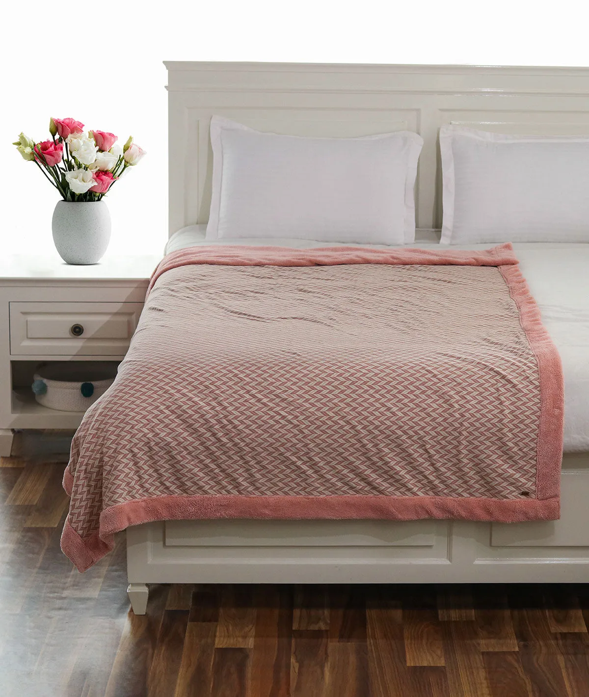 Eleanor- Pink & Natural Single Bed Cotton Knitted Blanket with Fur Back