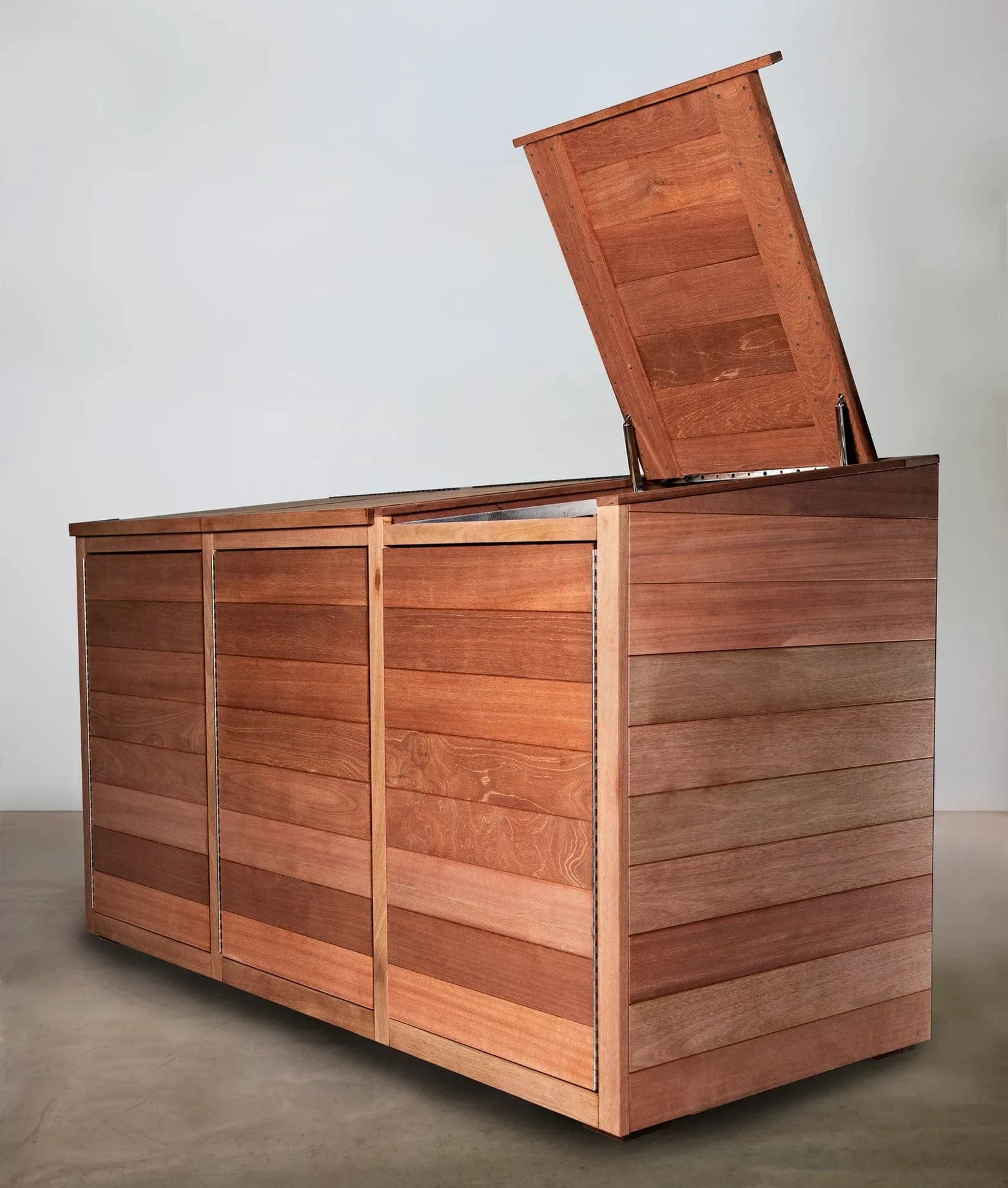 Mahogany Trash Enclosure