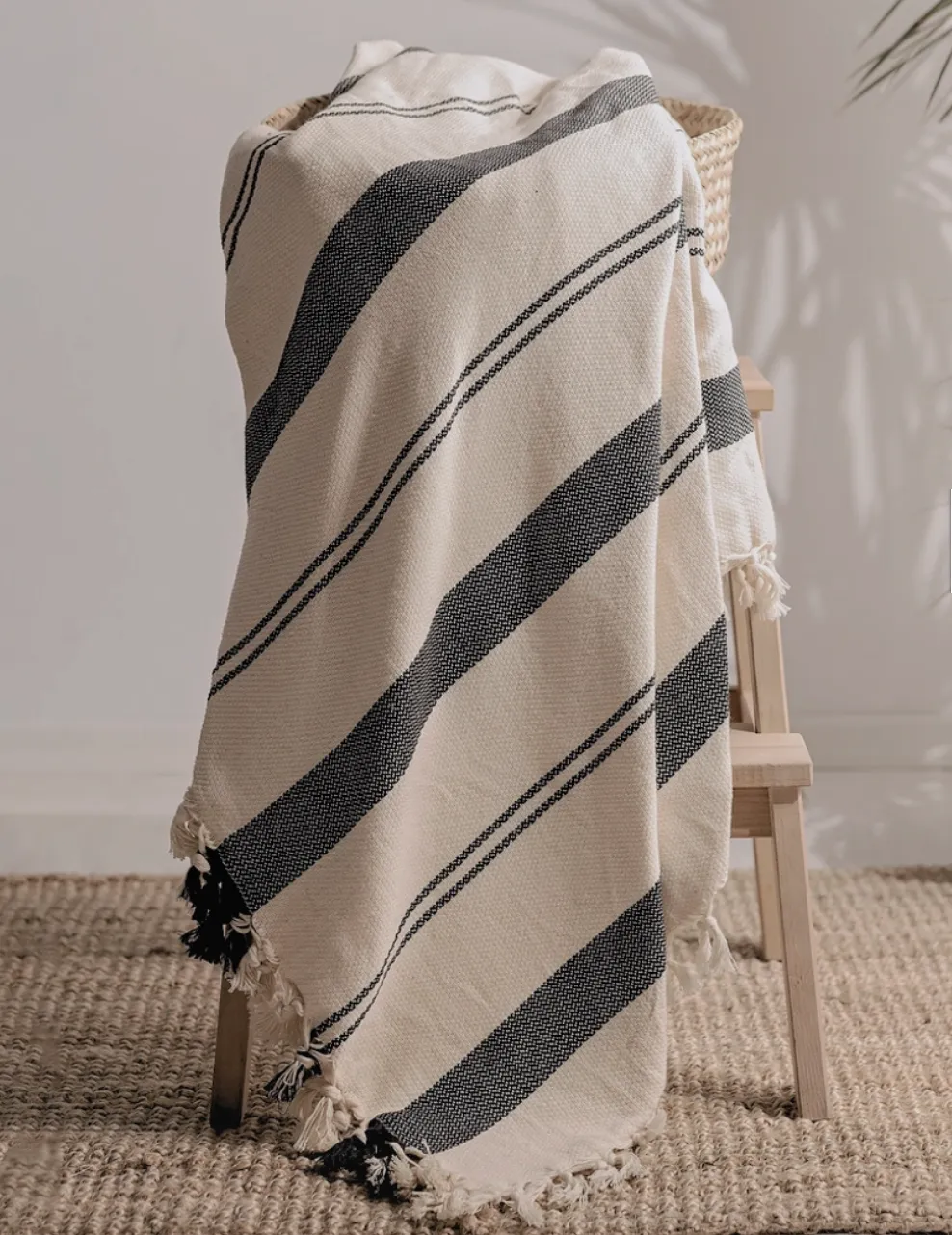 Minimalist Print 100% Cotton Throw Blankets