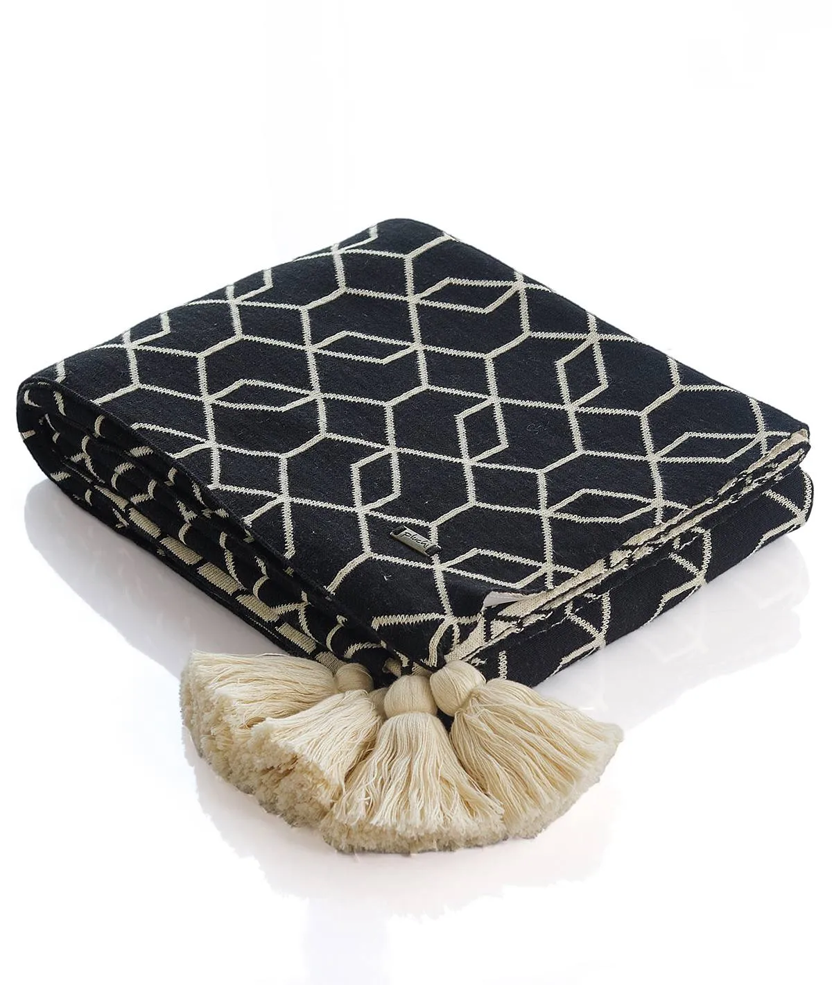 Trellis - Black & Natural Pure Cotton Knitted All Season Ac Throw Blanket